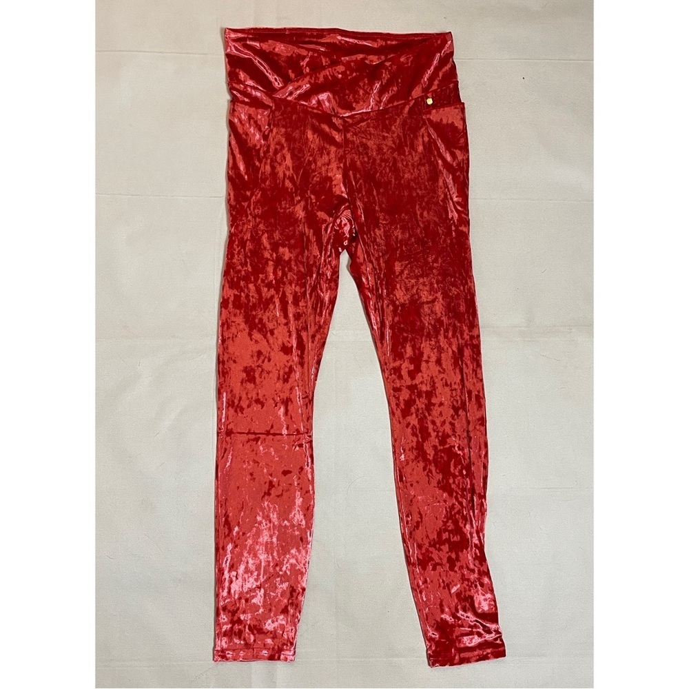 NWT New $75 Fabletics Red Crushed Velour Crossover Legging Size S - Picture 2 of 10